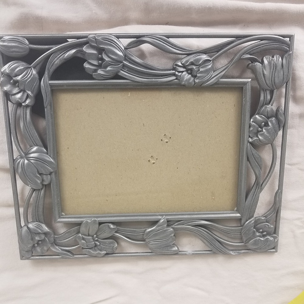 Tulip Floral Metal Photo Frame 5x7 Silver Excellent Art Nouveau Pewter